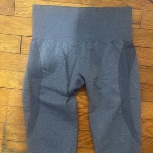 NVGTN Seamless Contour Leggings Size Medium